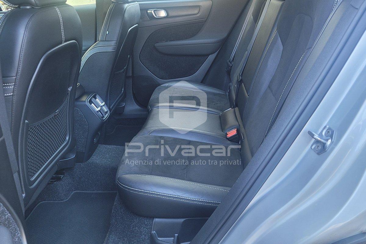 VOLVO XC40 D4 AWD Geartronic R-design