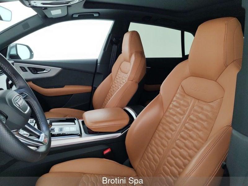 Audi Q8 RS TFSI V8 quattro tiptronic