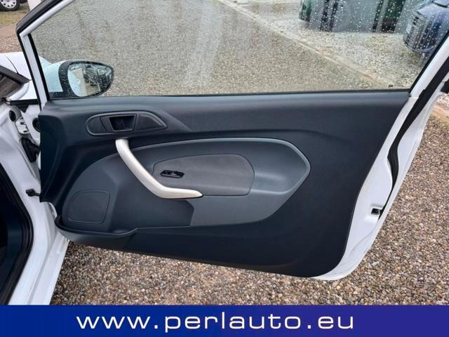 Ford Fiesta 1.6 TDCi 3p. Ghia