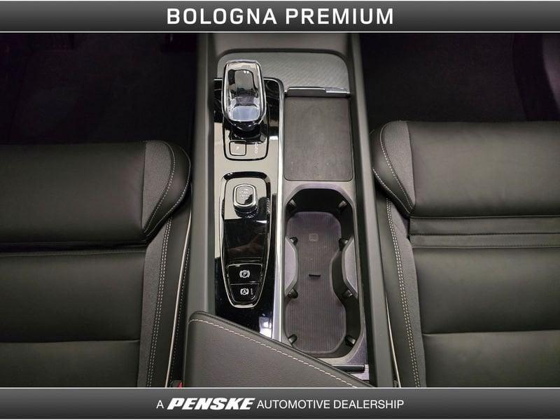 Volvo XC60 XC60 B5 AWD automatico Plus Dark