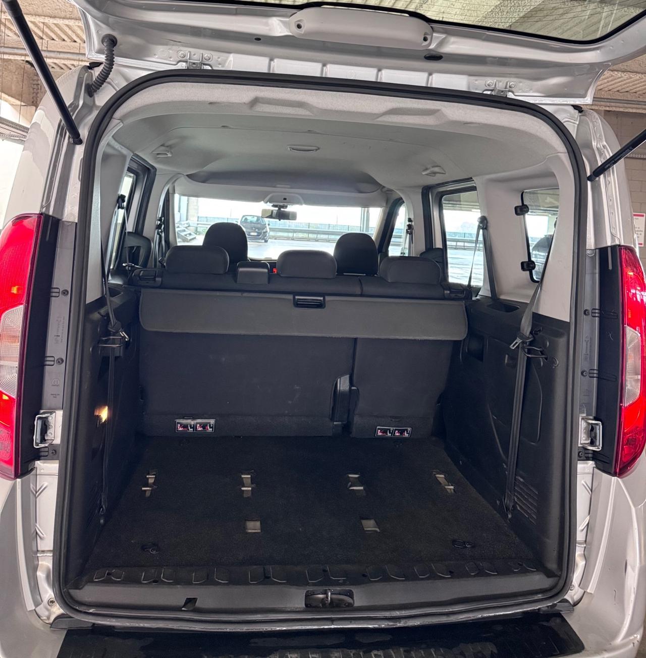 Fiat Doblo Doblò 1.4 T-Jet 16V Lounge 7 p.ti