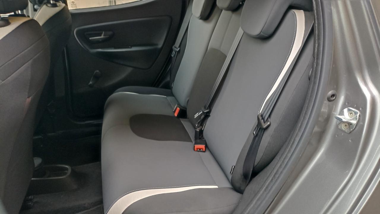 Lancia Ypsilon 1.3 MJT 16V 95 CV 5 porte S&S Elefantino