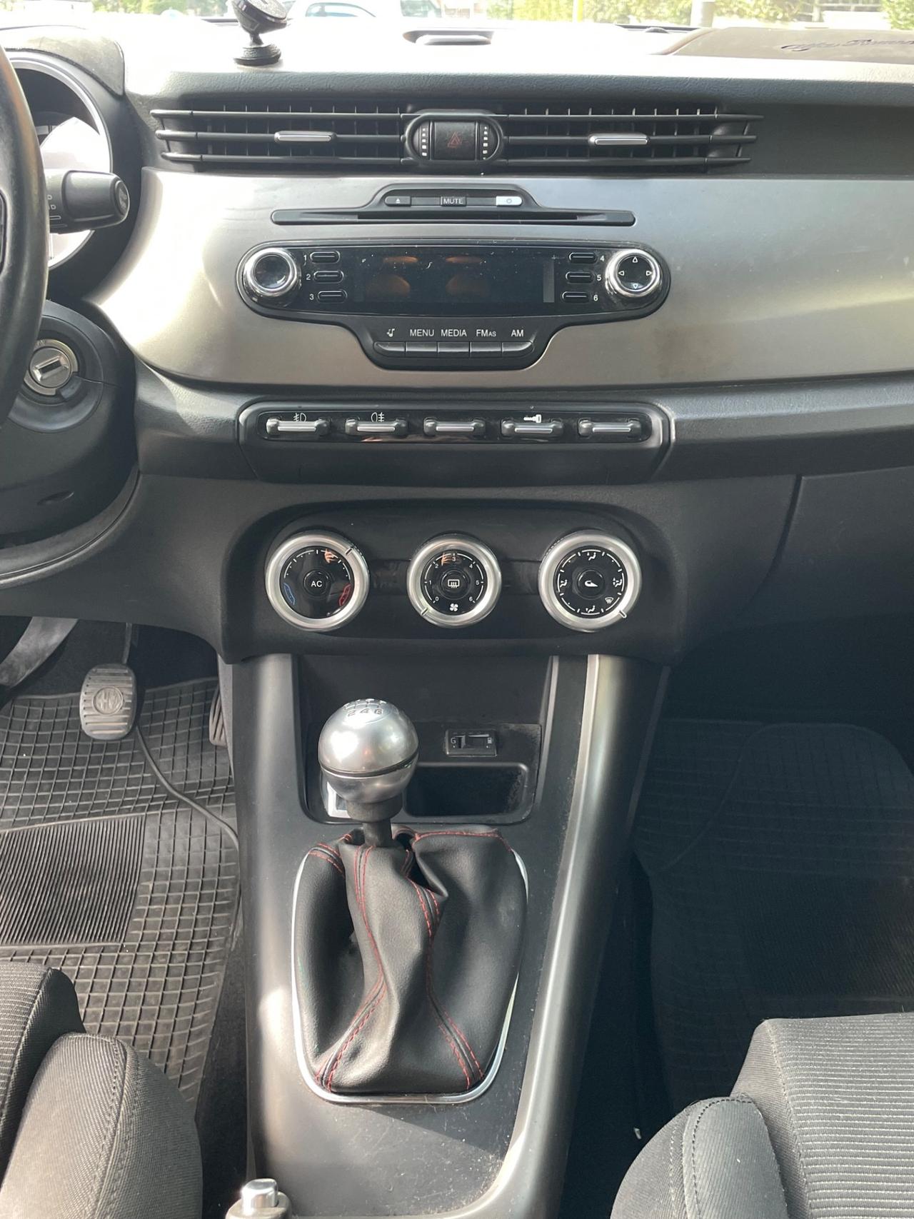 Alfa Romeo Giulietta 1.4 Turbo 120 CV GPL Veloce