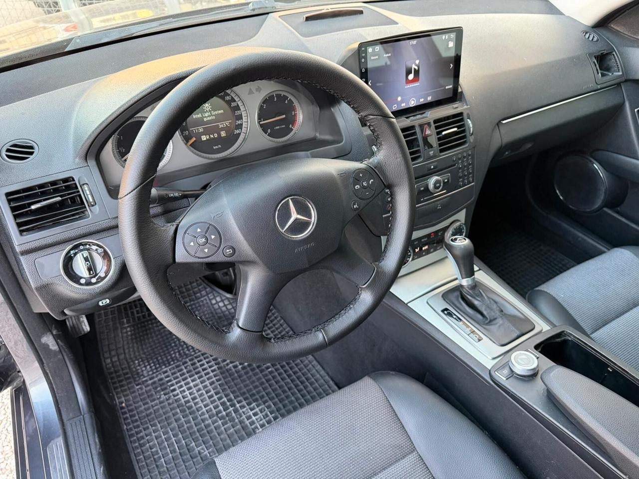 Mercedes-benz C 220 CDI Avantgarde AMG
