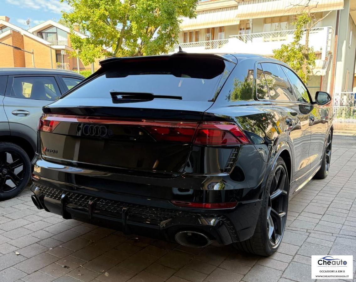 AUDI - RSQ8 - RS Q8 TFSI V8 quattro tiptr. Performance