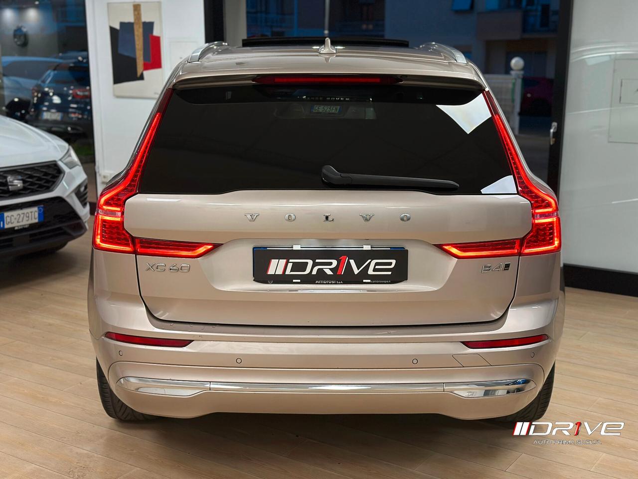 VOLVO XC60 (2017-->) XC60 B4 (d) AWD automatico...