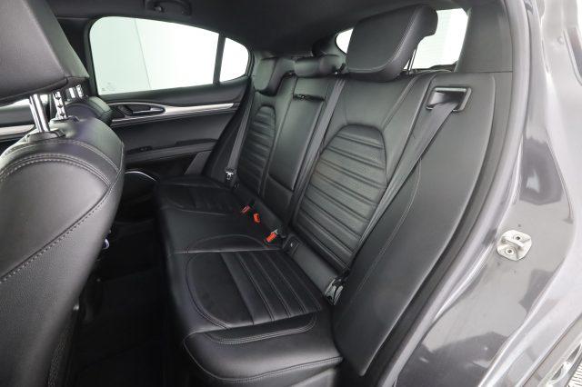 ALFA ROMEO Stelvio Stelvio 2.2 Turbodiesel 210 CV AT8 Q4 Veloce
