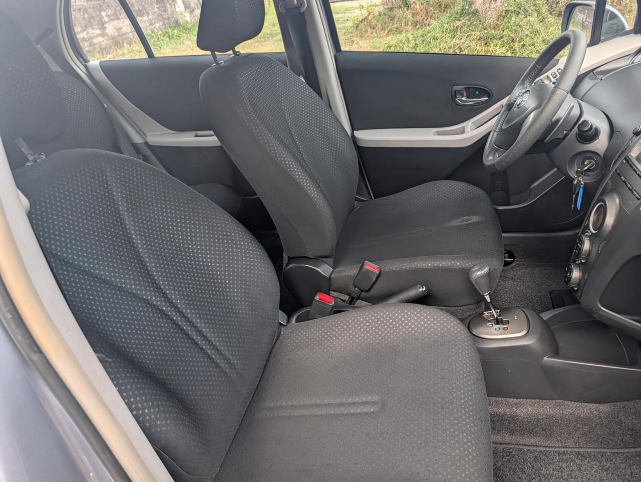 Toyota Yaris 1.3 5 porte M-MT Sol