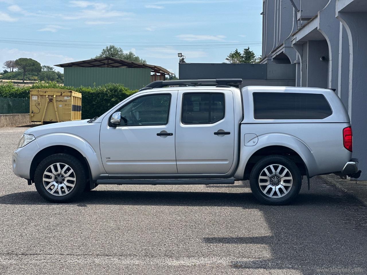 NISSAN Navara 3.0 dCi 4p. Double Cab LE V6