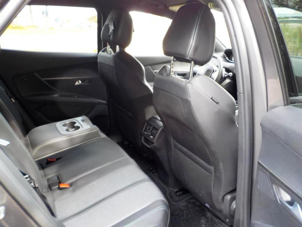 Peugeot 3008 Hybrid 136 e-DCS 6 Allure Pack