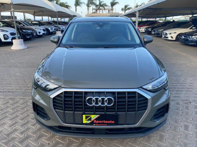 AUDI Q3 35 TDI S tronic Business