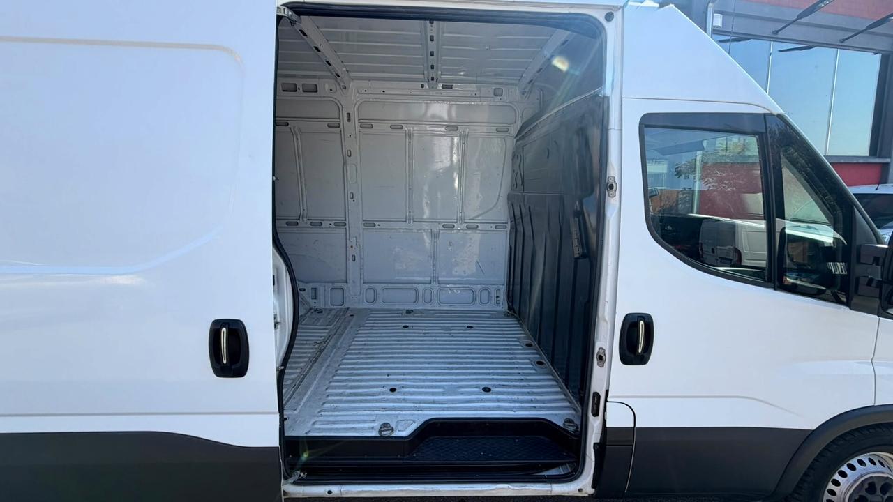 Iveco Daily 35S12V 2.3 HPT PM-TM Furgone
