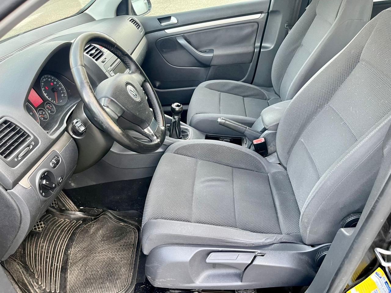 VW Golf 1.6GPL 2007 196.000km perfettamente funzionante