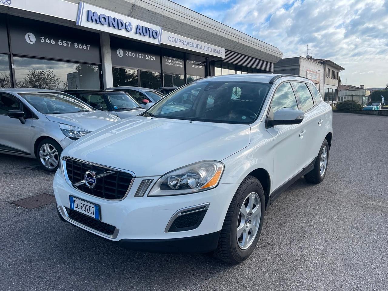 Volvo XC 60 XC60 D3 AWD Geartronic Summum