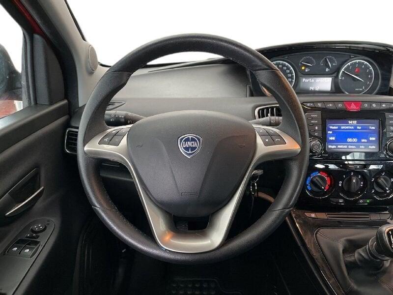 Lancia Ypsilon III 2015 1.0 firefly hybrid Silver s&s 70cv