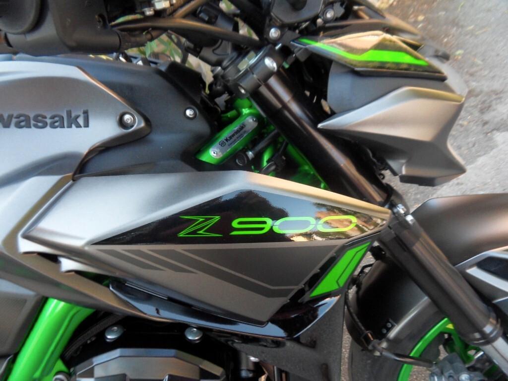 Kawasaki Z 900 ZR F