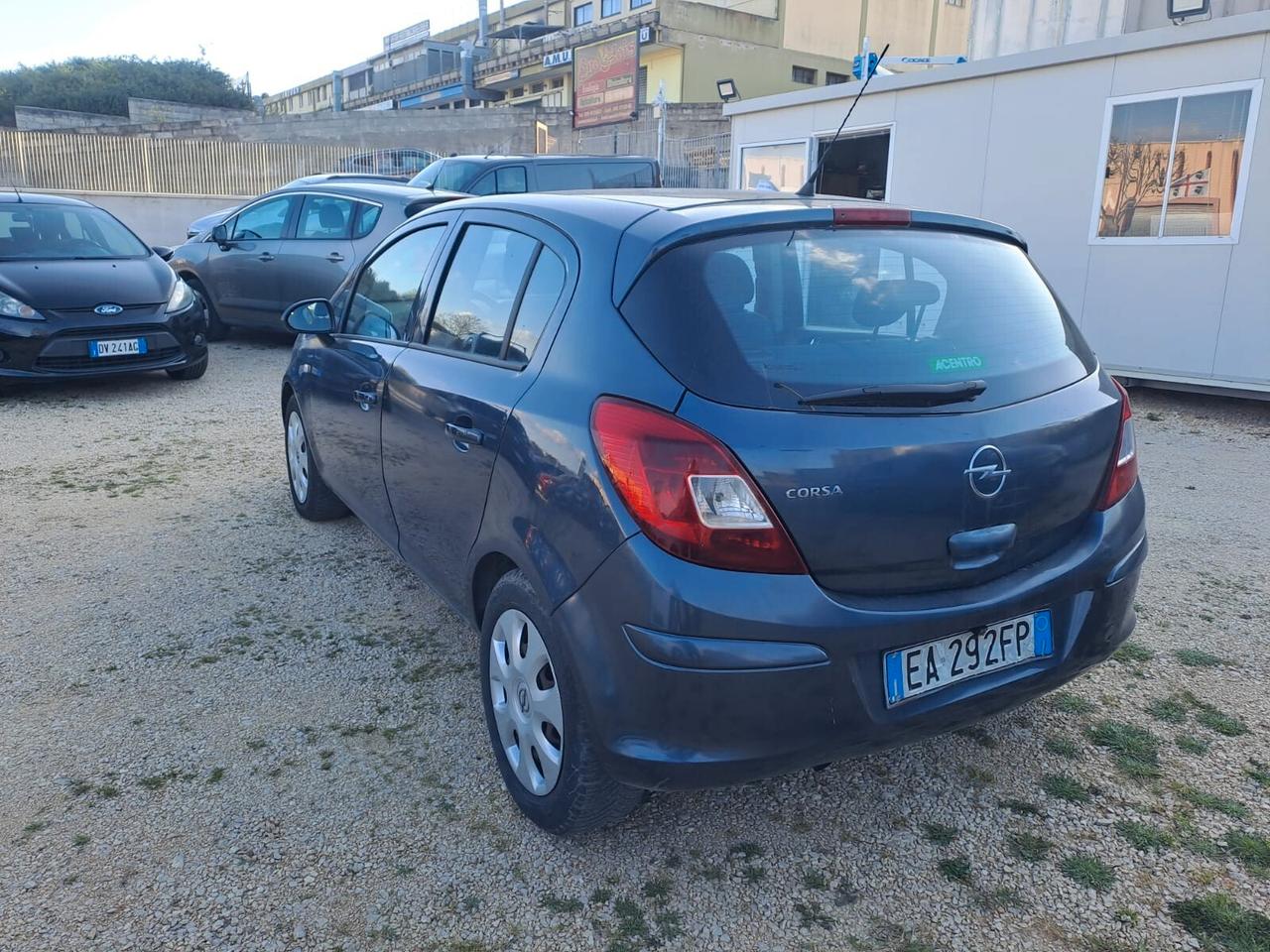 OPEL CORSA AUTOMATICA