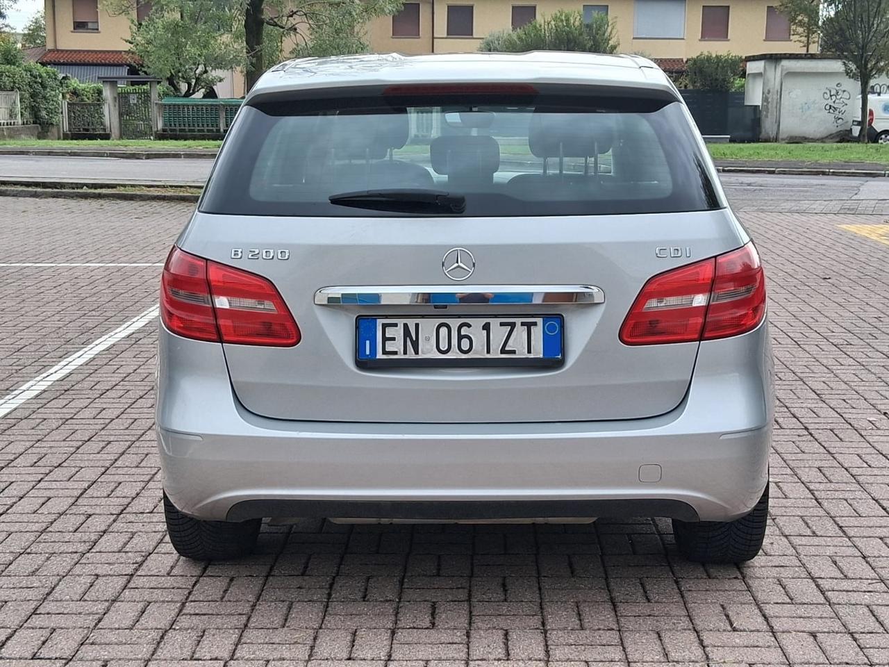 Mercedes-Benz B 200 CDI BlueEFFICIENCY Premium – €6.400 trattabili | 239.000 km