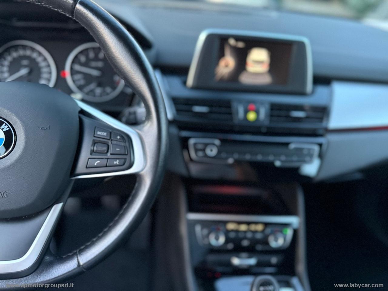 BMW 216i Active Tourer Luxury NEOPATENTATI