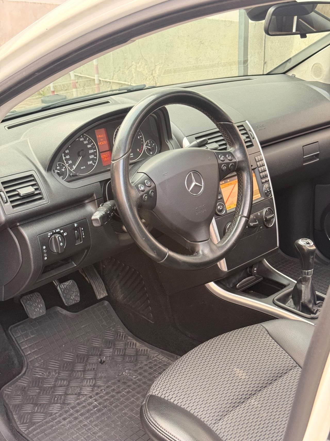Mercedes-benz A 180 CDI Premium