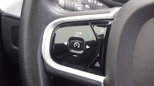 VOLVO XC60 B4 (d) AWD Geartronic Inscription