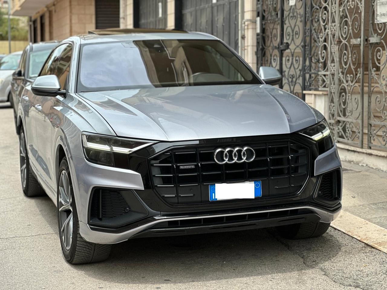 Audi Q8 50 TDI 286 CV quattro S Line TETTO/FULL