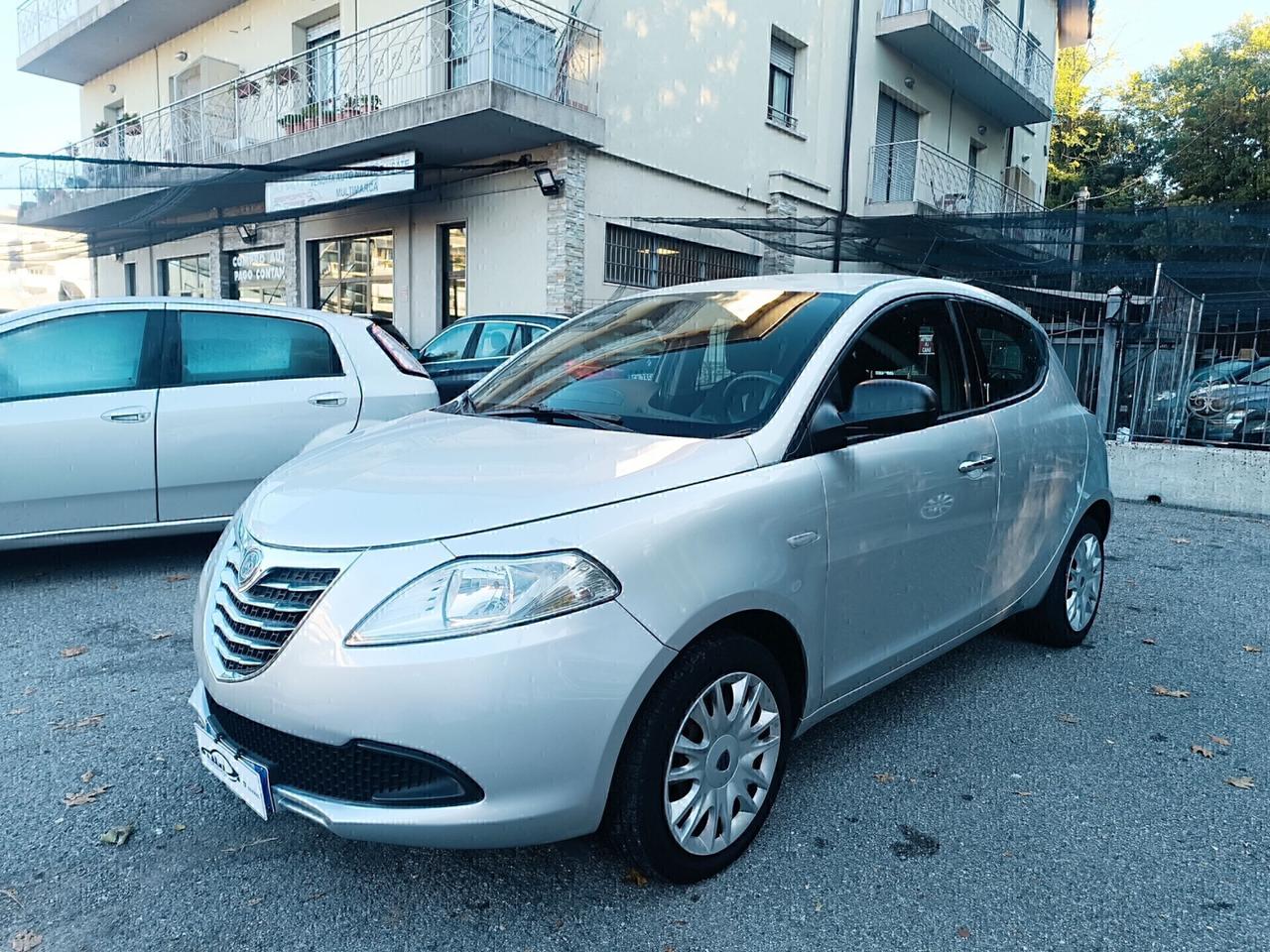 Lancia Ypsilon 1.2 SILVER CON GARANZIA 12 MESI
