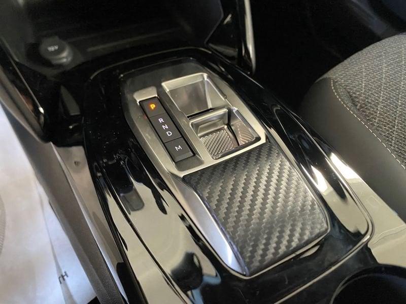 Peugeot 2008 2008 PureTech 130 S&S EAT8 Allure