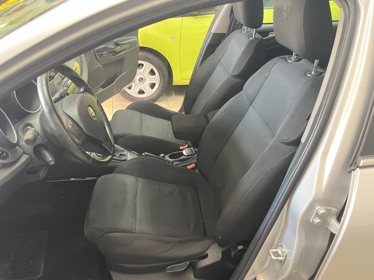 Alfa Romeo Giulietta 1.6 JTDm-2 full optional 2013