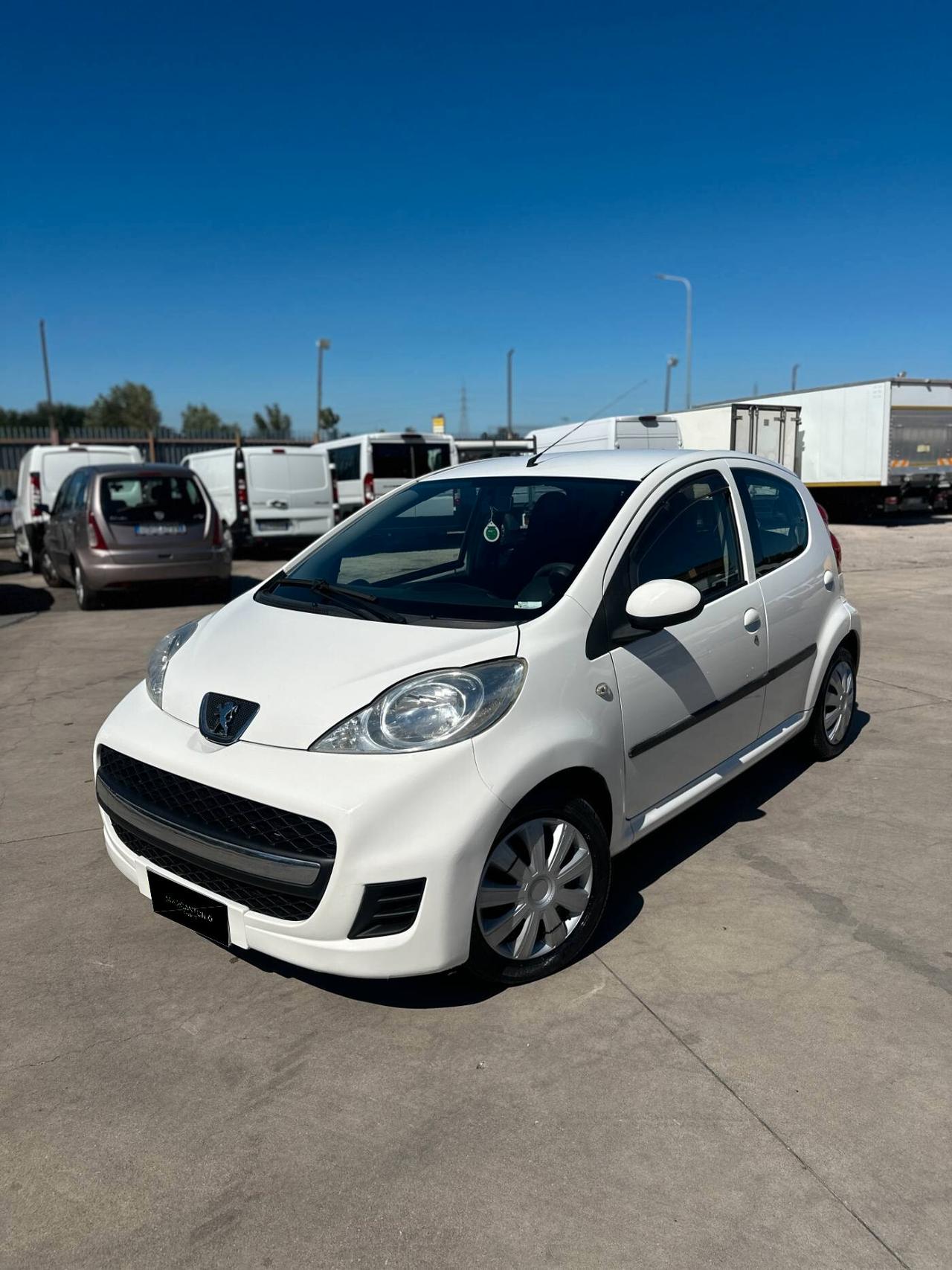 Peugeot 107 1.0 68CV 5p. Allure