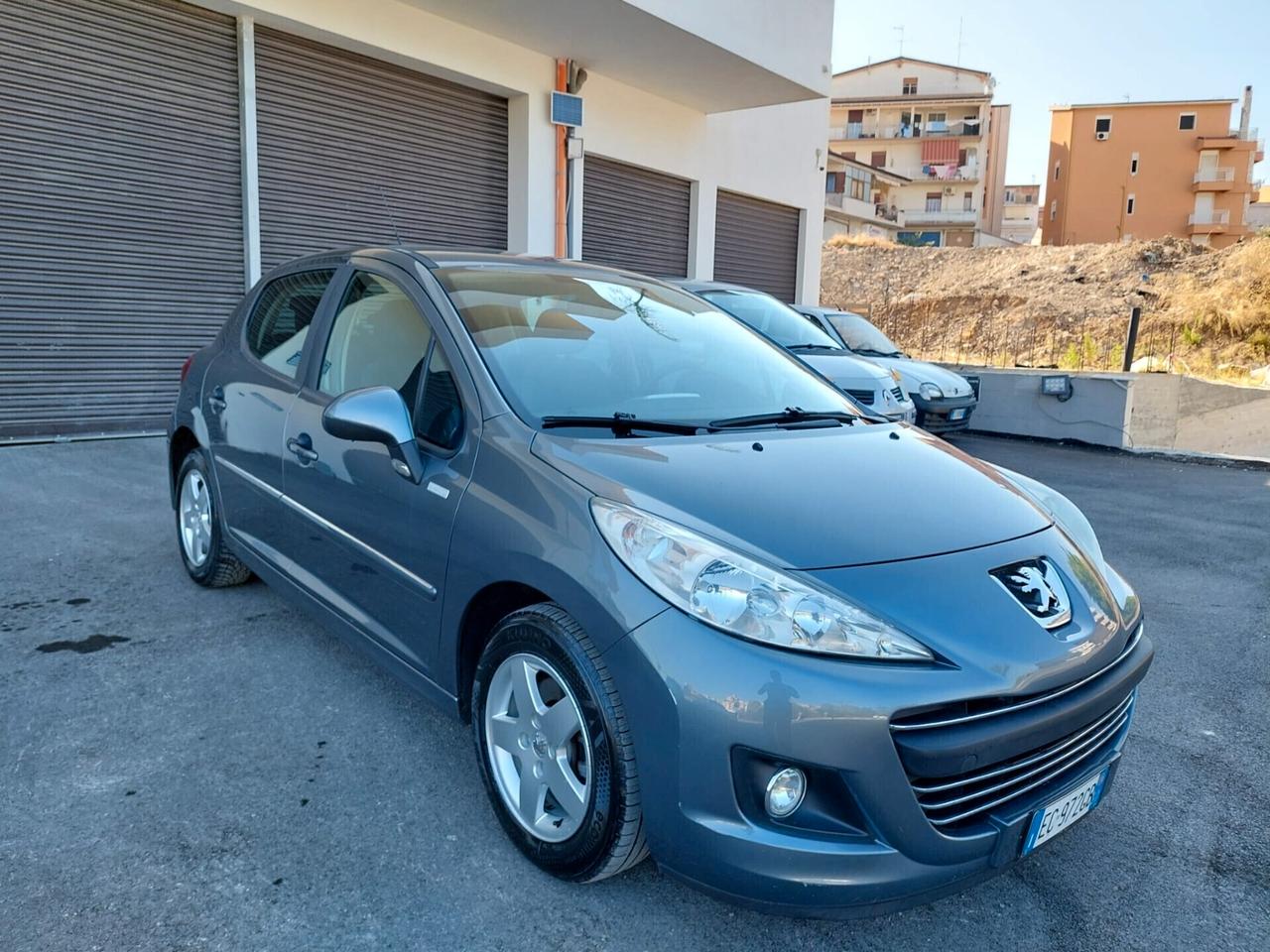 Peugeot 207 1.4 8V 75CV 5p. X Line solo 130 mila km