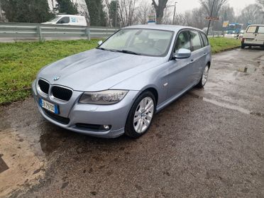 Bmw 320 320d cat Touring Attiva