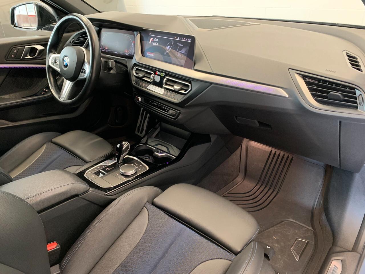Bmw 118 118d 5p. Msport
