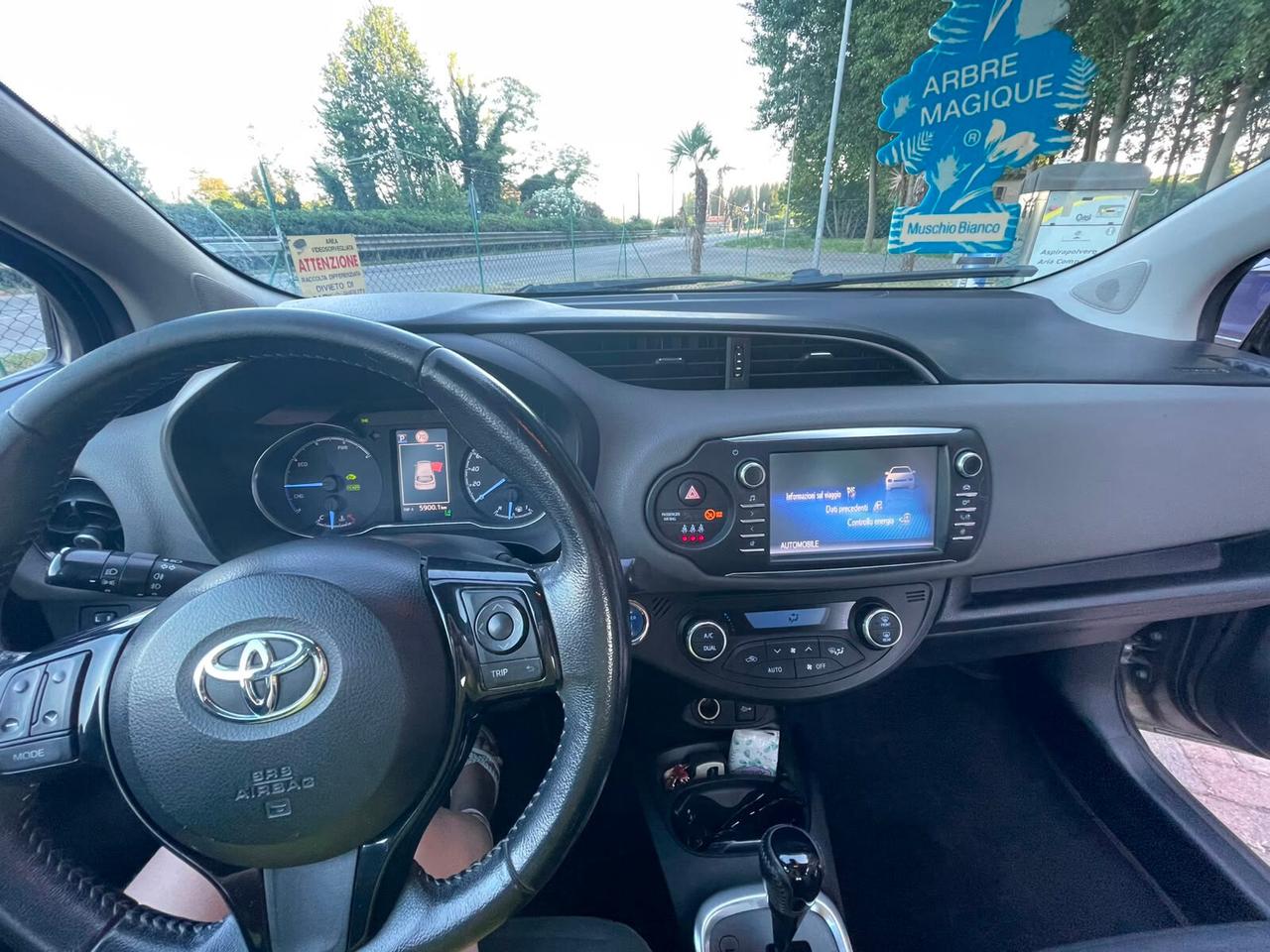 Toyota Yaris 1.5 Hybrid 5 porte Active