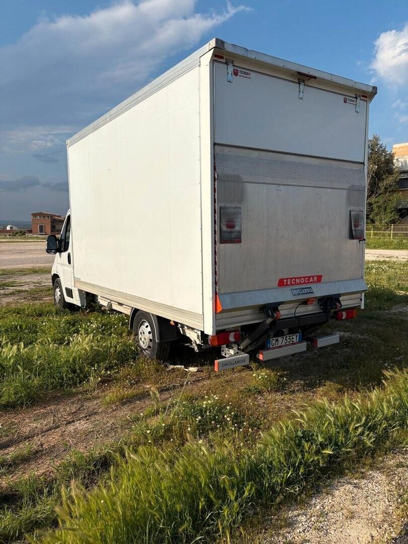 Opel Movano 2200 cc Diesel 103 kW
