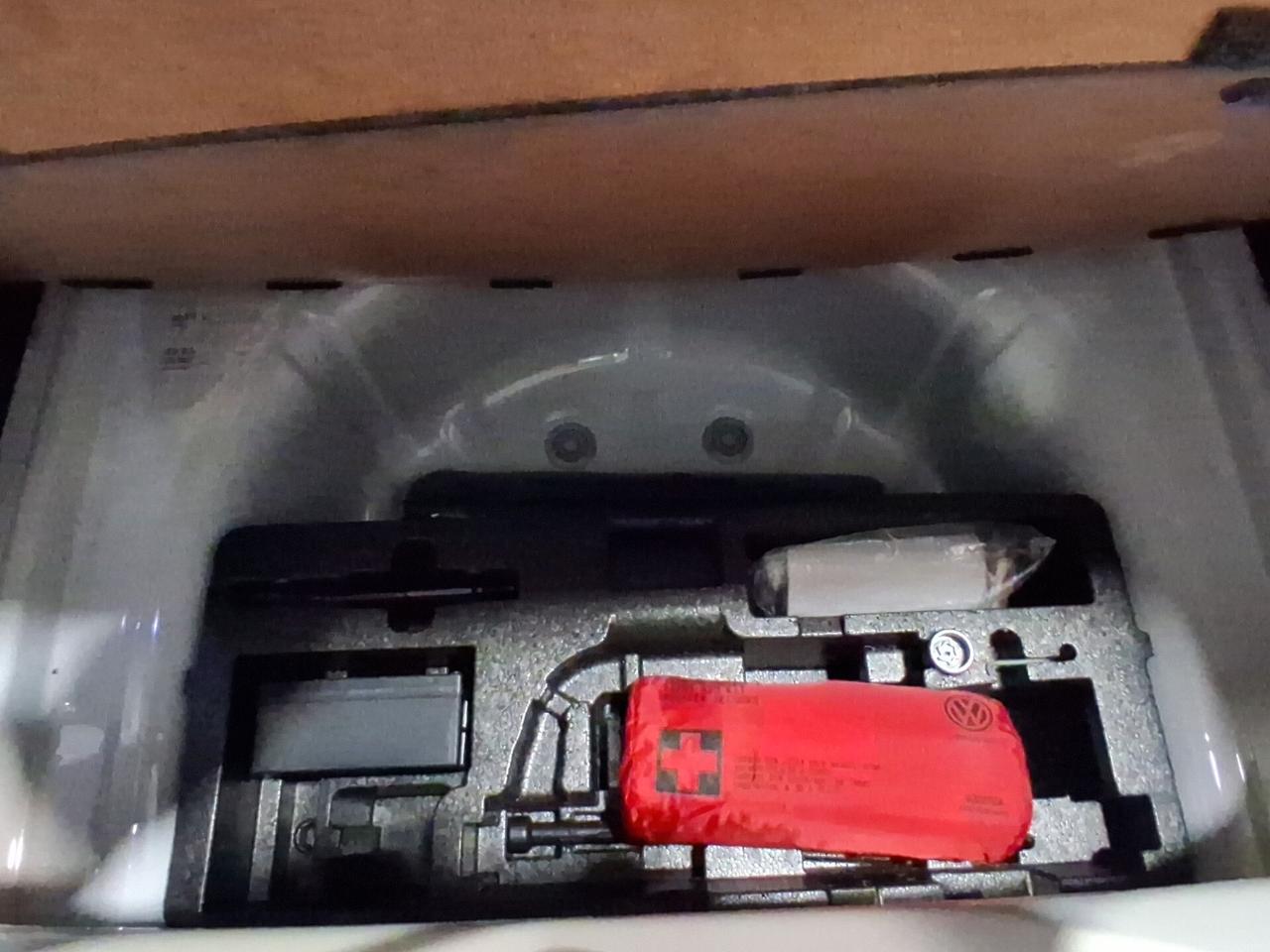 Volkswagen up! 1.0 75 CV 5p. cross BlueMotion Technology ASG