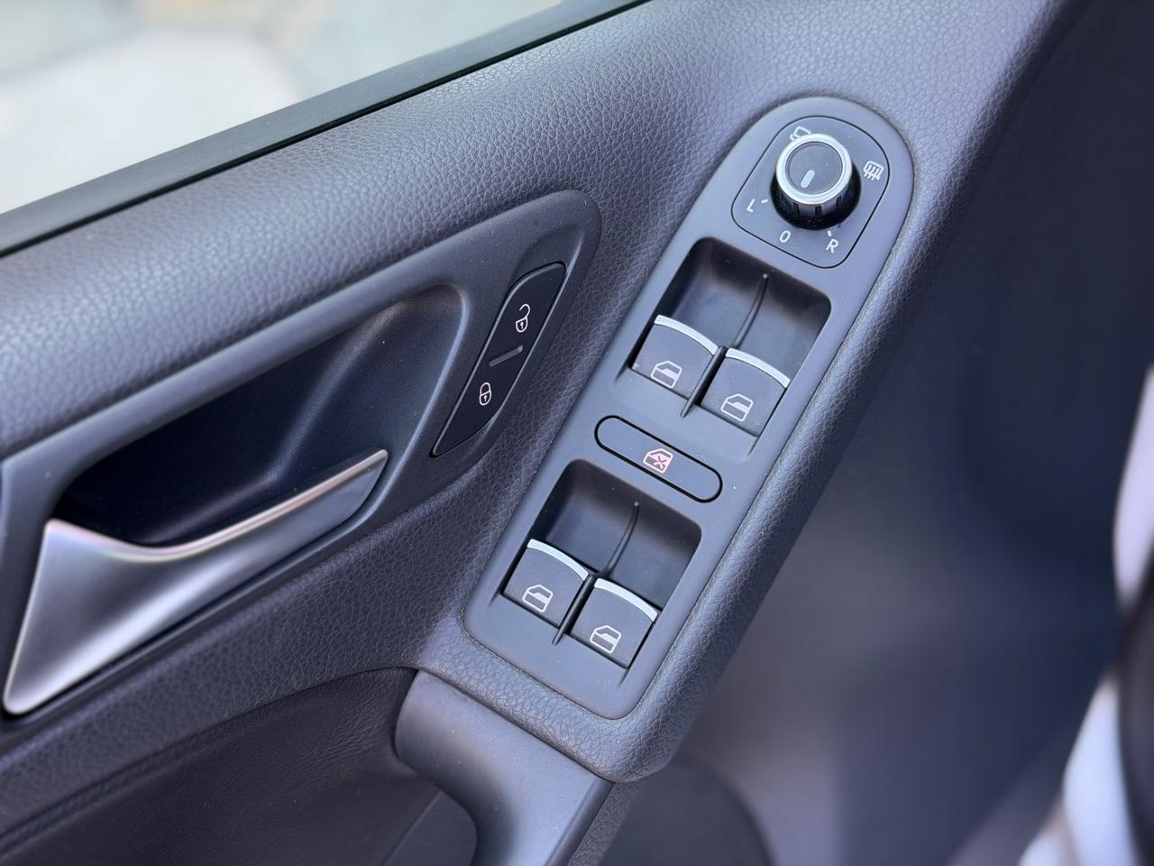 Volkswagen Golf 2.0 TSI 4mot. DSG 5p. R