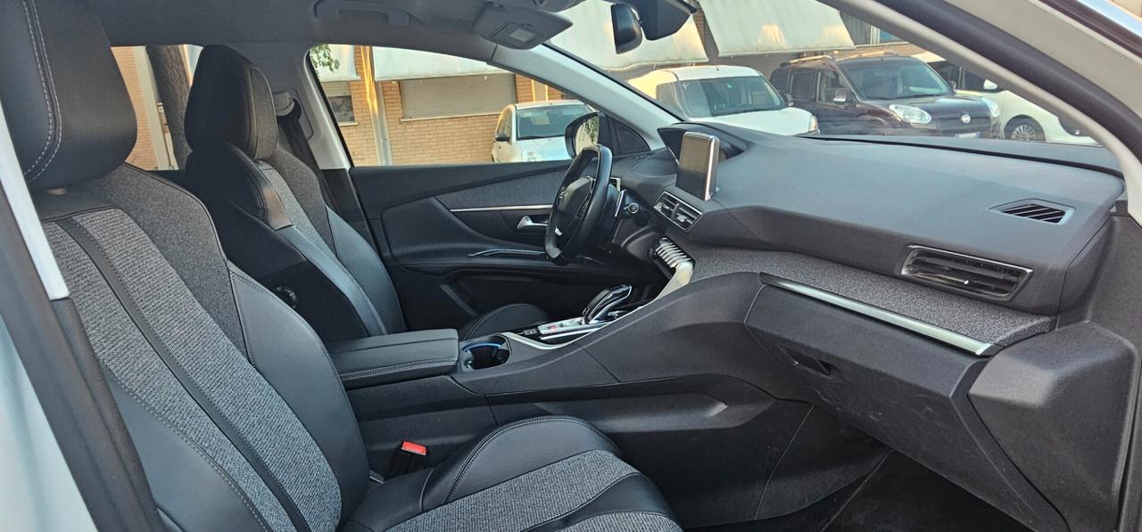 Peugeot 3008 BlueHDi 130 S&S EAT8 Crossway