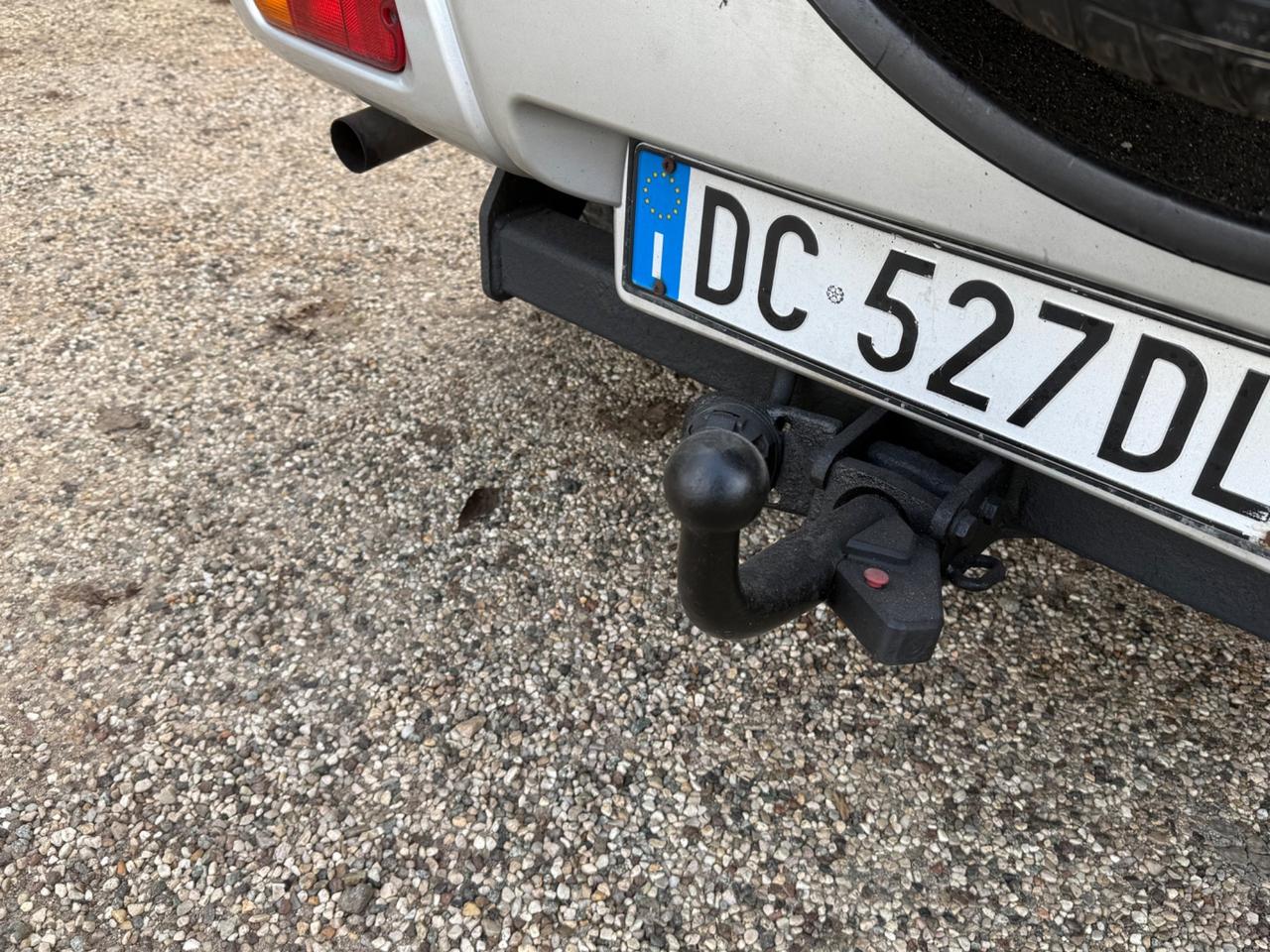 Suzuki Grand Vitara gancio traino