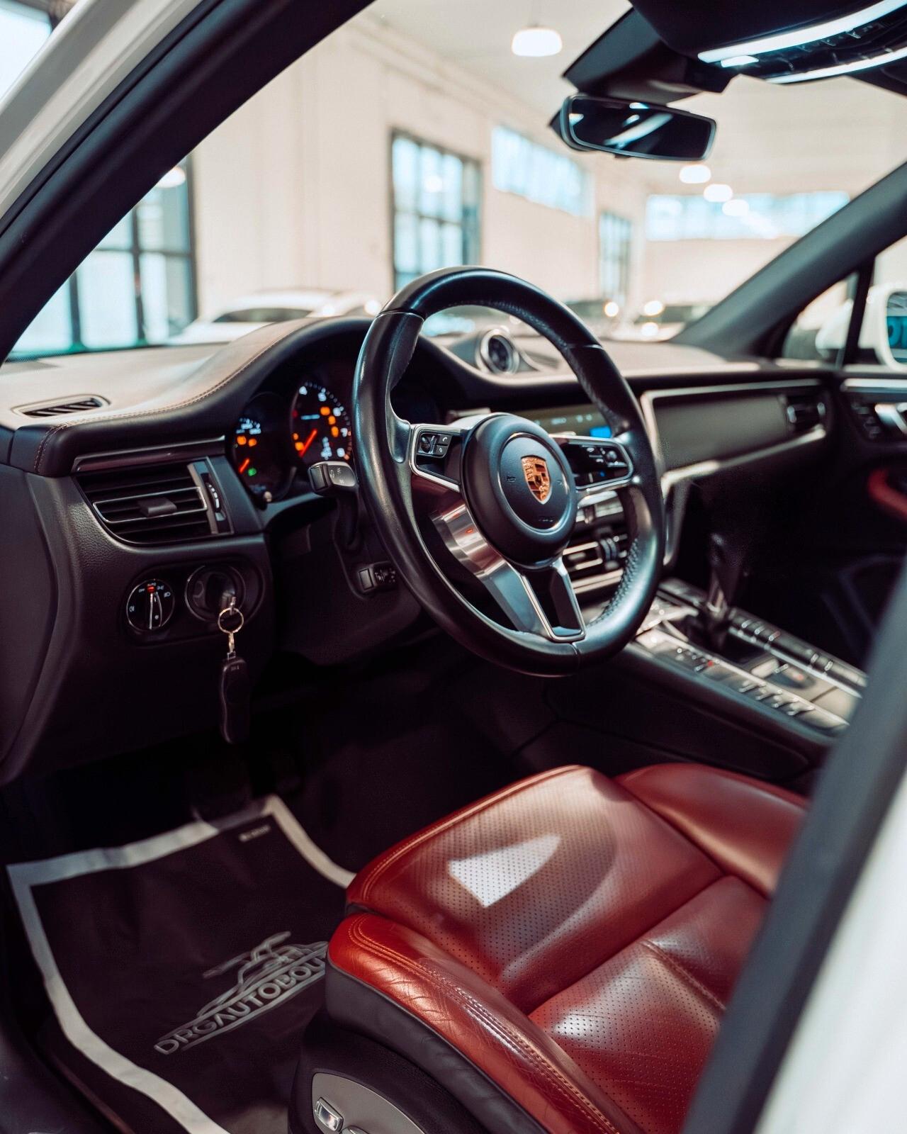 Porsche Macan 2.0 245CV/TETTO/SPORTDESIGN/PELLEROSSA