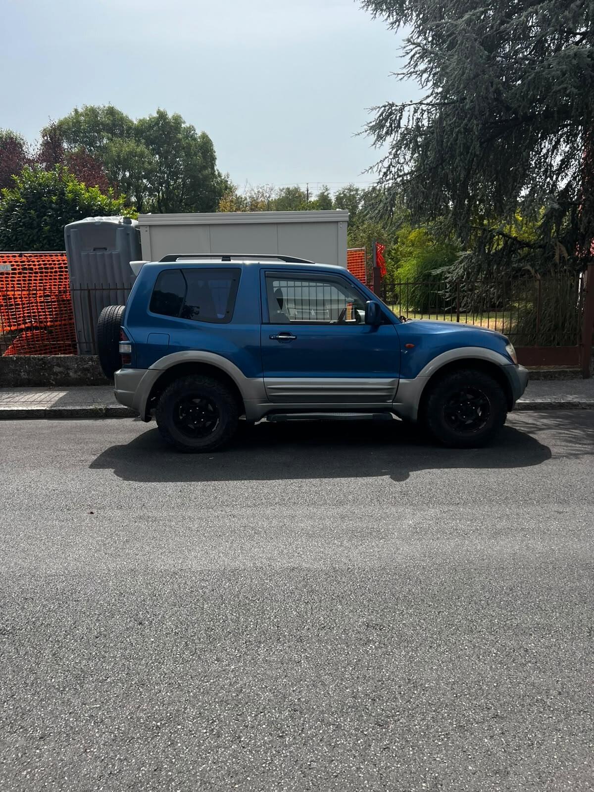 Mitsubishi Pajero 3.2 16V DI-D 3p. GLS