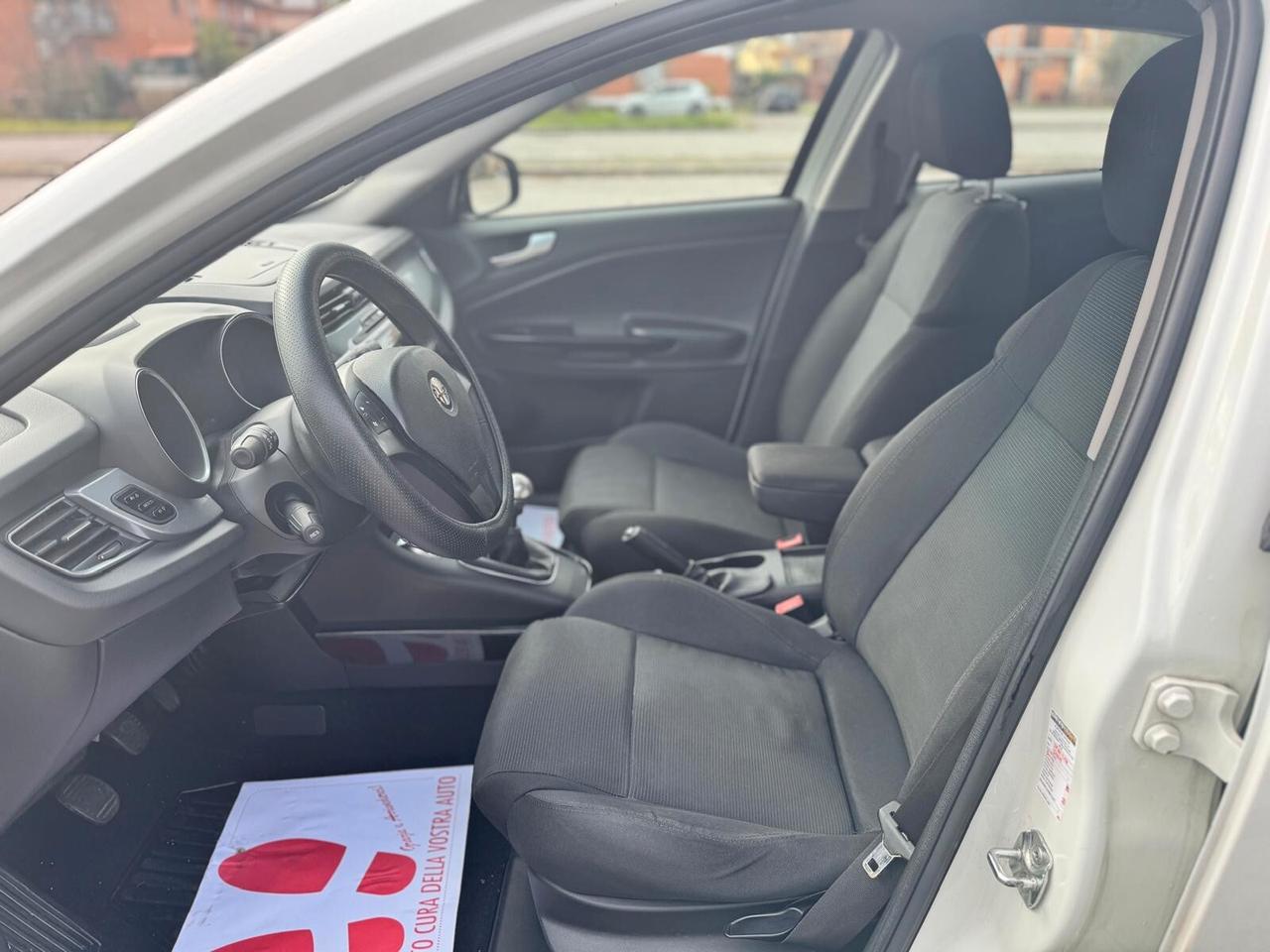 Alfa Romeo Giulietta 1.4 TurboDistinctive 88Kw "PREZZO REALE"