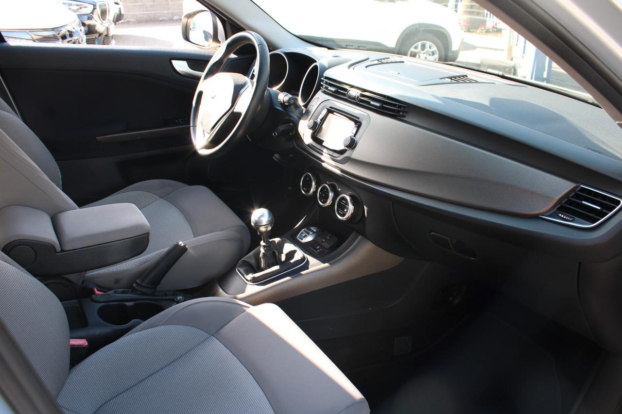 Alfa Romeo Giulietta 1.6 JTDm-2 105 CV Exclusive