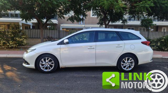 TOYOTA Auris 1.4 D-4D Active