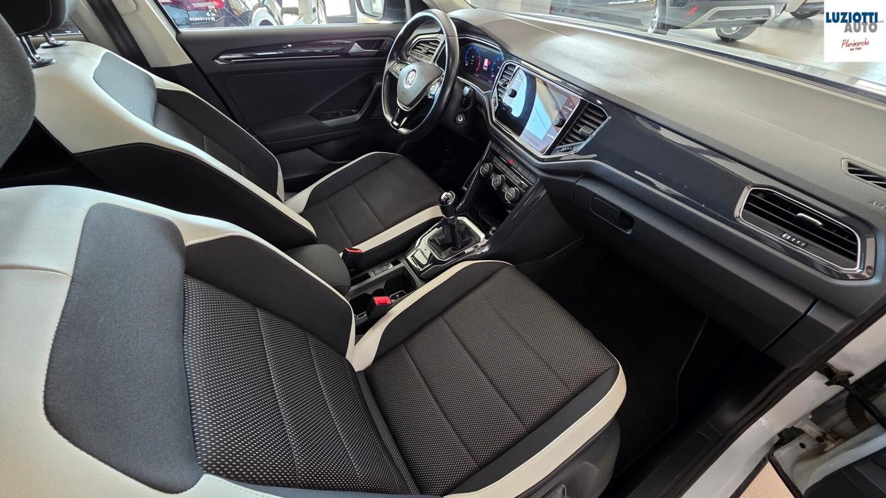 Volkswagen T-Roc 1.0 TSI ADVANCED - UNICO PROPRIETARIO