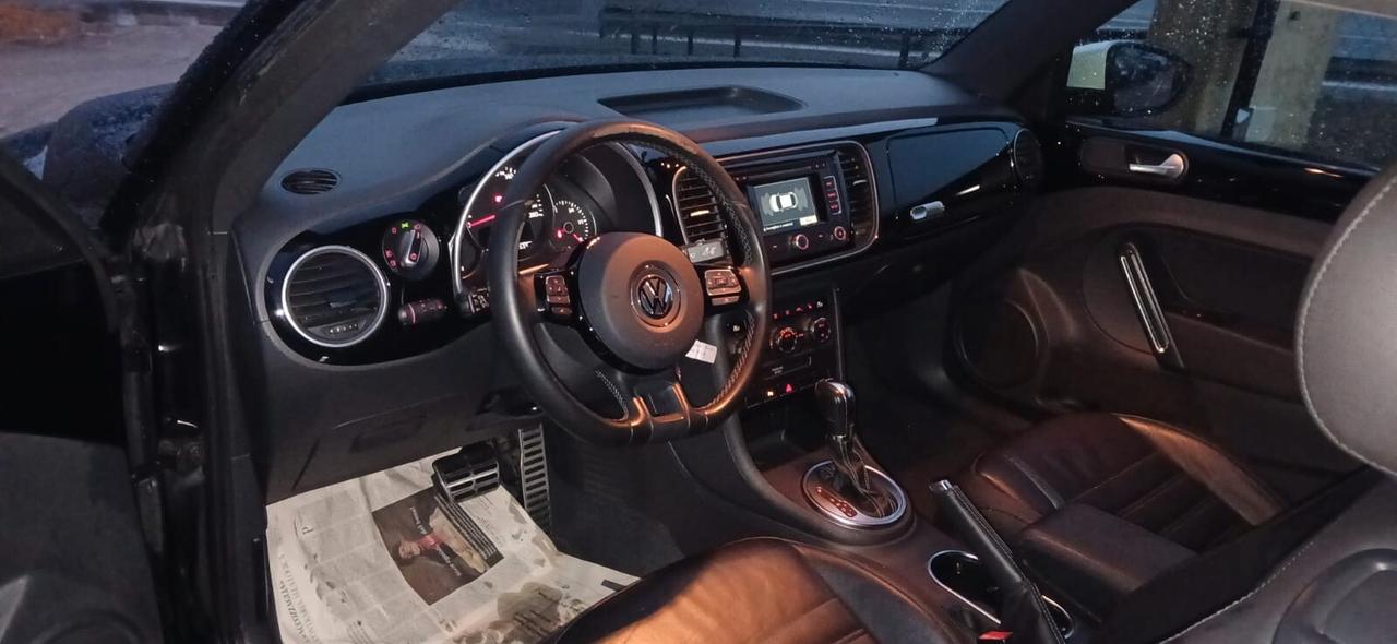 Volkswagen Maggiolino 2.0 TSI DSG Sport - 2012