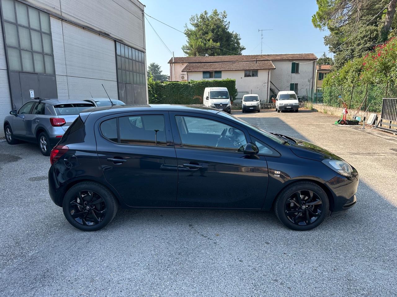 Opel Corsa 1.4 GPL Tech 5 porte OK NEOPATENTATI