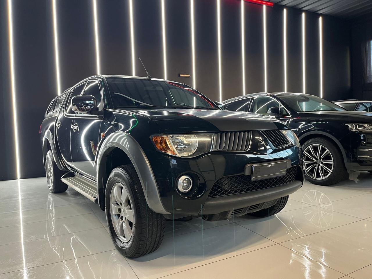 Mitsubishi L200 2.5 DI-D/136CV UNICO PROPRIETARIO Double Cab Intense