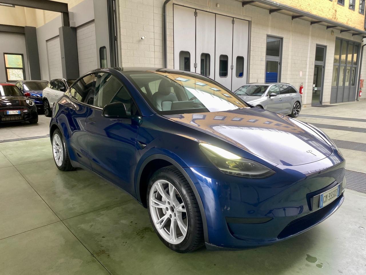 Tesla Model Y RWD Gancio Traino