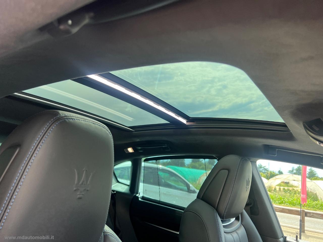 MASERATI Levante 330 CV MHEV AWD GT TETTO 21 IVA ESPOSTA